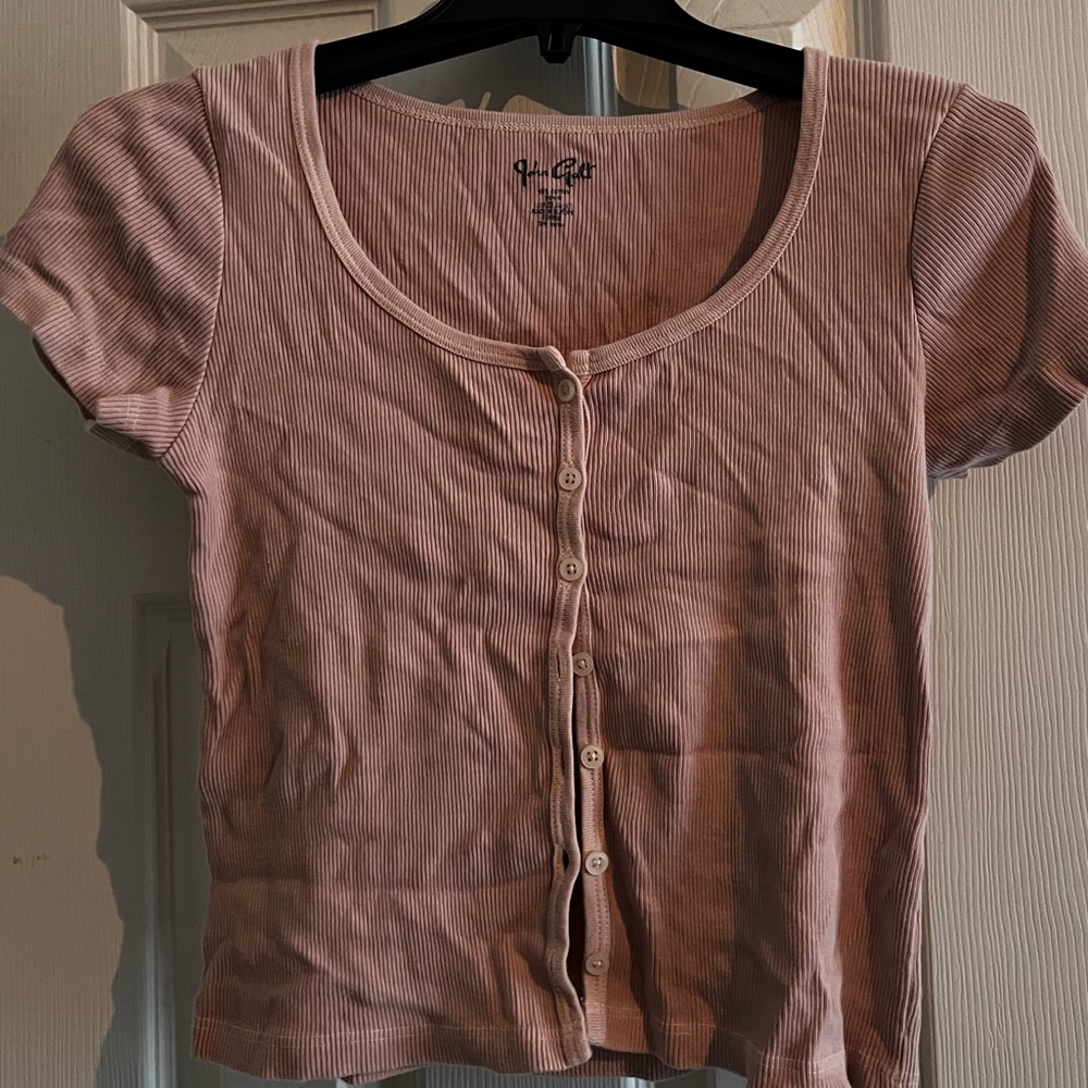 Cute pink cropped top